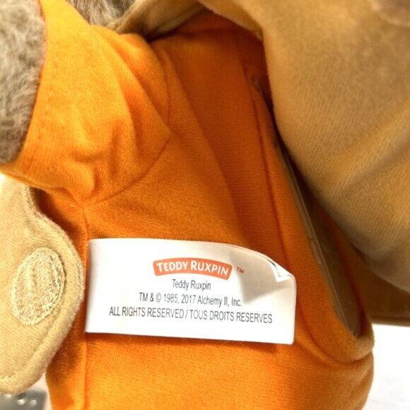 Teddy Ruxpin The Storytime and Magical Bear Plush Toy 16" - Picture 5 of 9